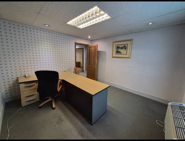 851M² OFFICE TO LET IN RIVONIA